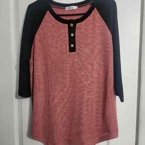 Women's Red and Black Button-Detail Muscle Tee Size Large